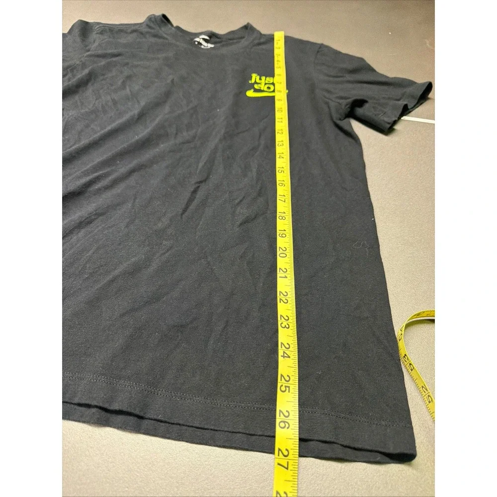 Nike Sportswear Mens Graphic‎ Shirt 'I Won't Win Quietly' Size Medium Black